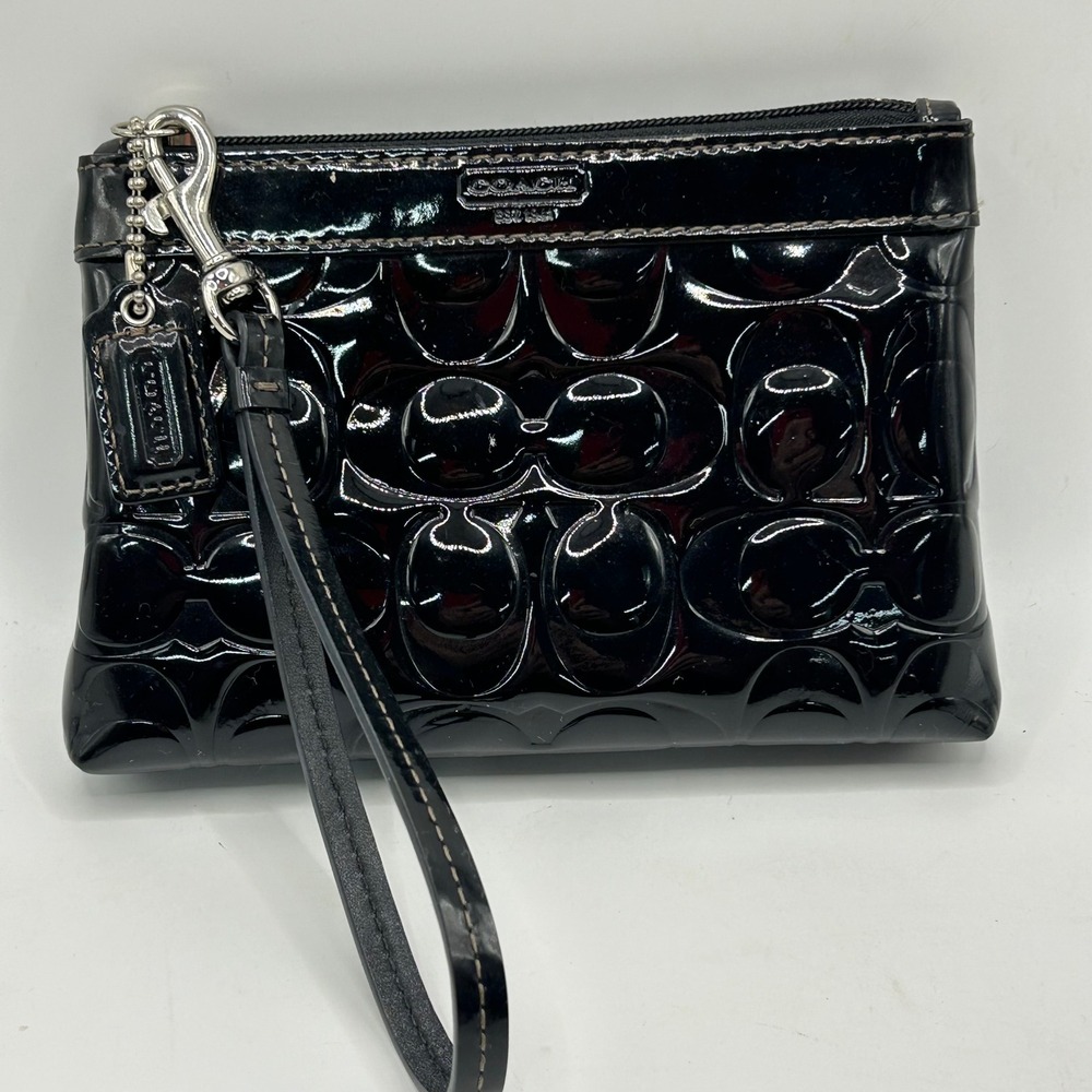 Coach Black Patent Leather Signature C Embossed Wristlet Pouch Silver Hardware